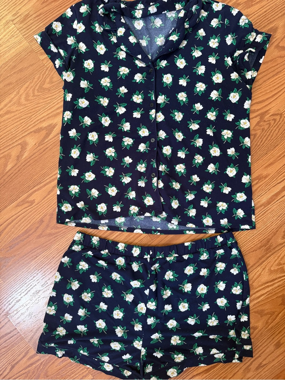 Draper James Navy Floral Short Pajama Set with White & Green Flowers